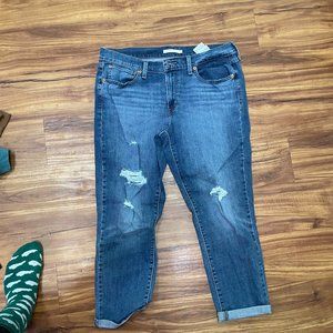 Levis boyfriend jeans - Size 32